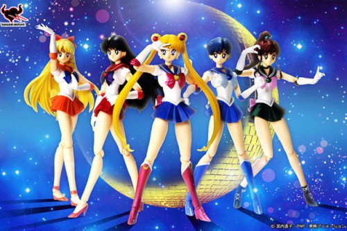 sailor moon, dvd, coffret, figuarts, bandai,