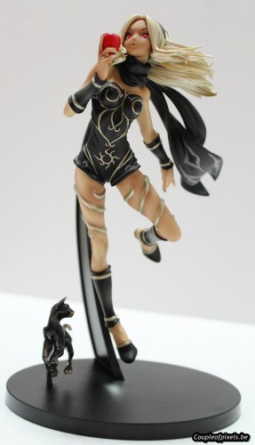 kat,gravity rush,hdge technical,union creative,figurine