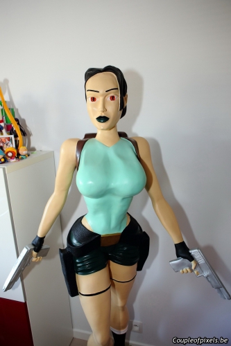 lara croft,statue,taille réelle,facts 2015,achats,craquages,dédicaces